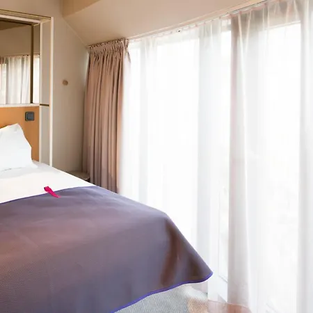 Otel Scandic Go, Grensen 20